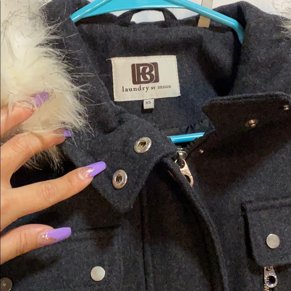 Jacket - Picture 2 of 3